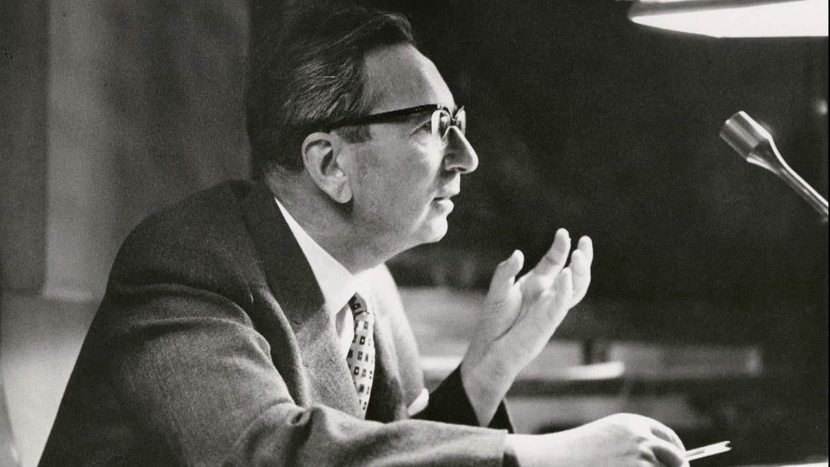 「こころの時代　ヴィクトール・フランクル　（３）豊かさの中の空虚」見て居る。
web.nhk/tv/pl/series-t…