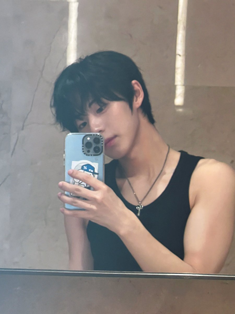 906files's tweet image. we moved on too fast from this