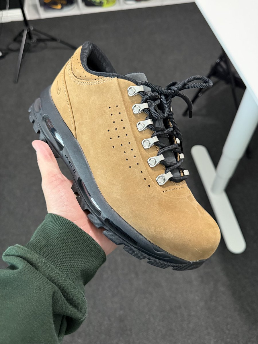 Qias Omar tweet media