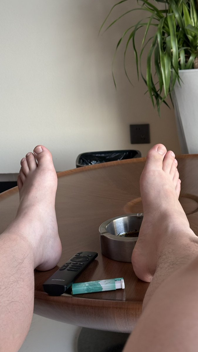 修比目 tweet media