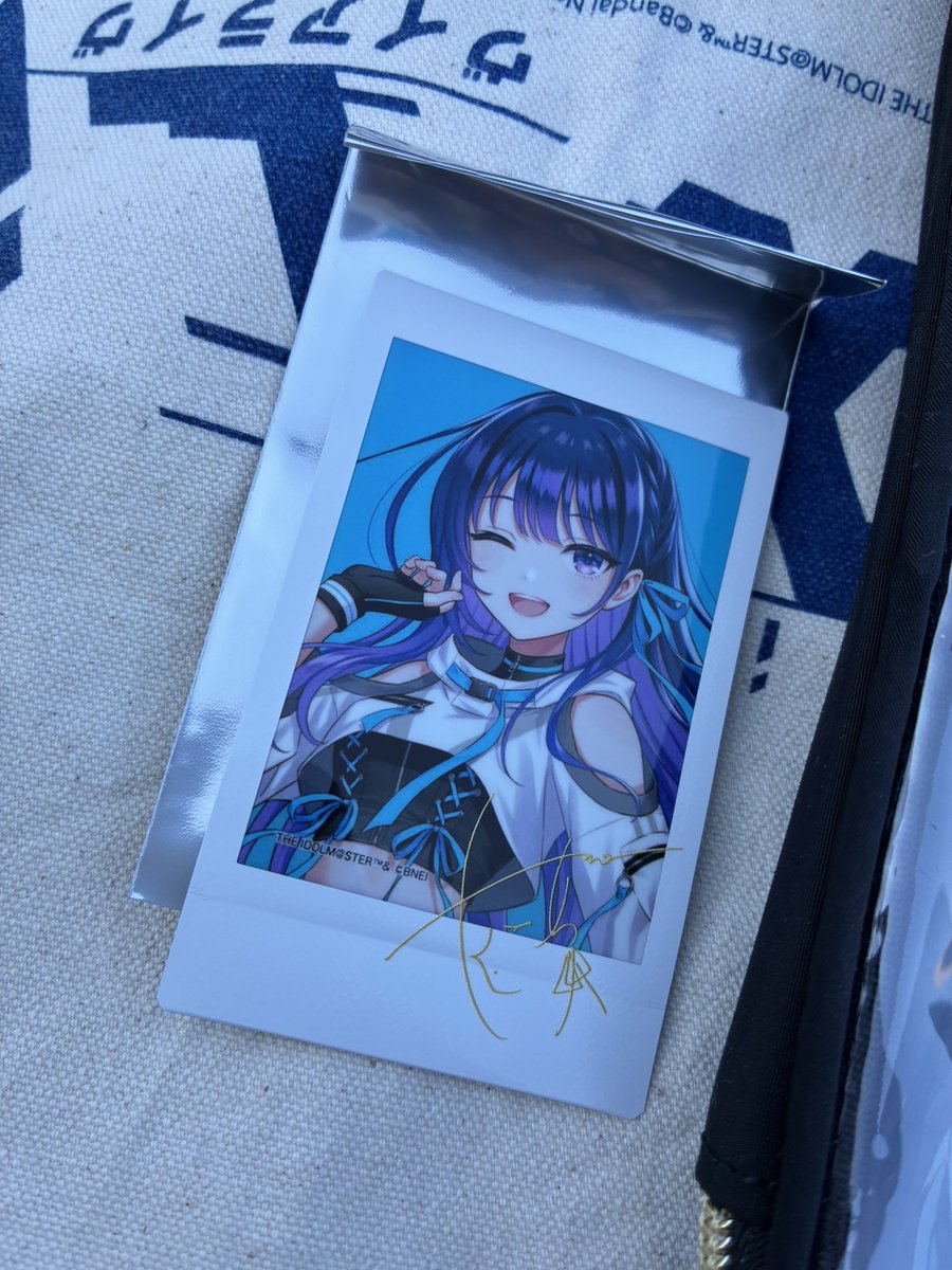 うおおおおおおおおおお！！！！！ 宇宙のサイン入りチェキ自引きした