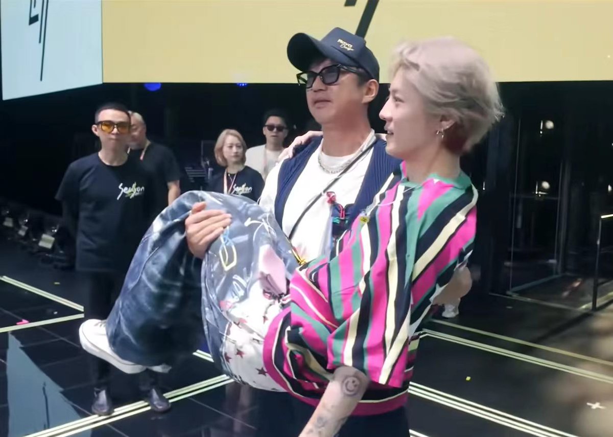 luhan Let me do it. #루한 #鹿晗