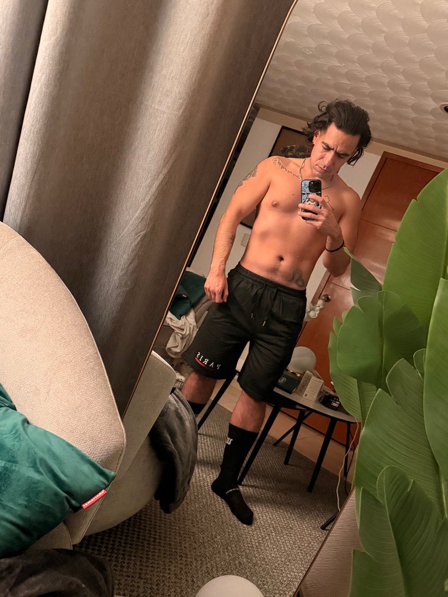 Richard I tweet media