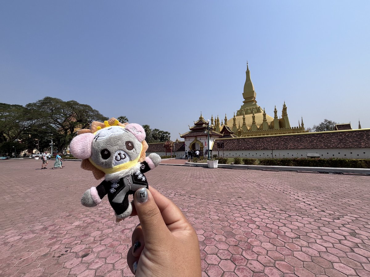 พาเด็กๆมาไหว้ พระธาตุหลวงเวียงจันท์น้า~ 

#Fourthnattawat #โฟร์ทณัฐวรรธน์ 
#Gemini_NT #เจมีไนน์