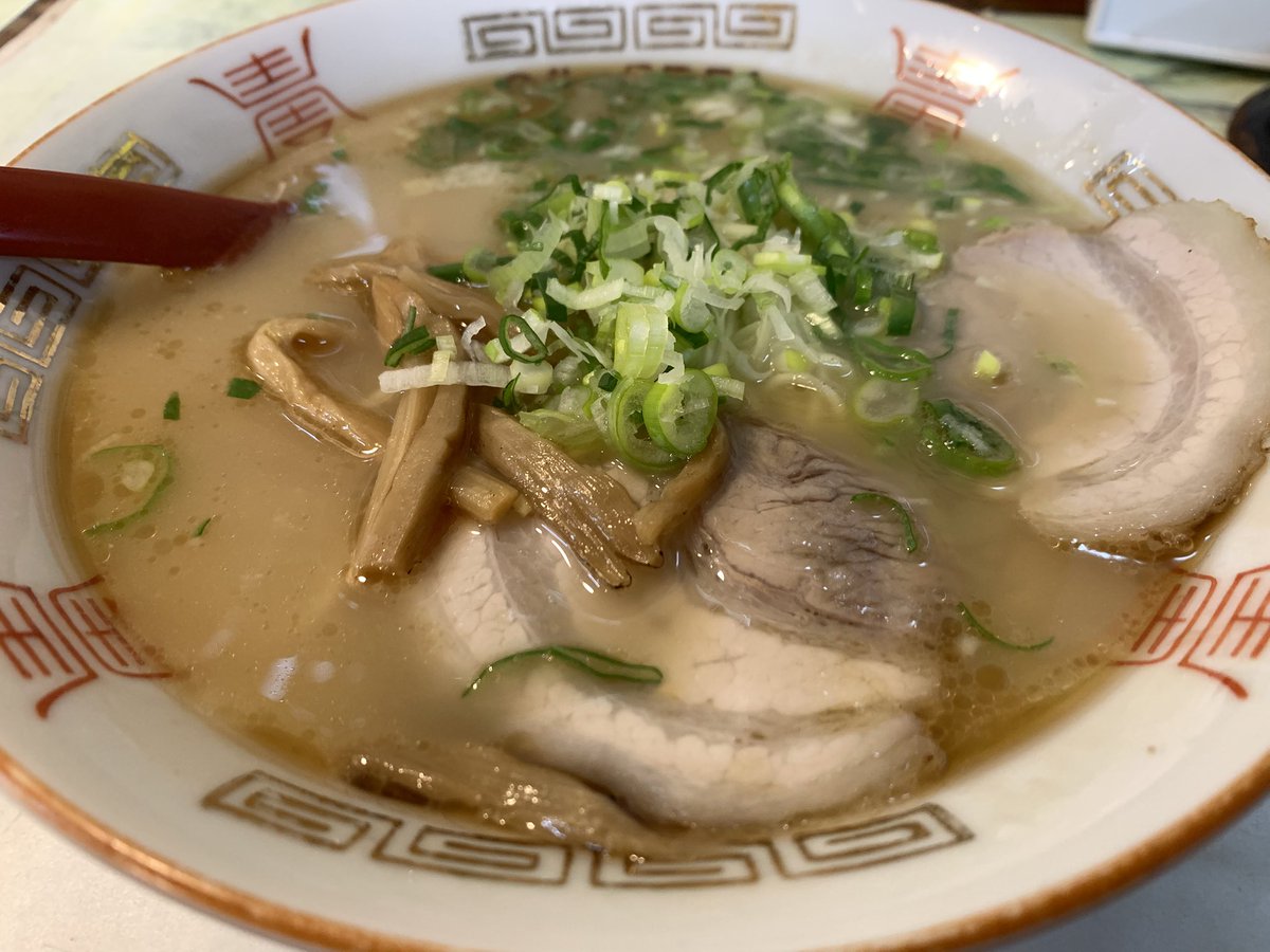 tanu_mr2's tweet photo. 大阪屋のラーメン。今どき550円って安い。 https://t.co/MSkbsI0GNf