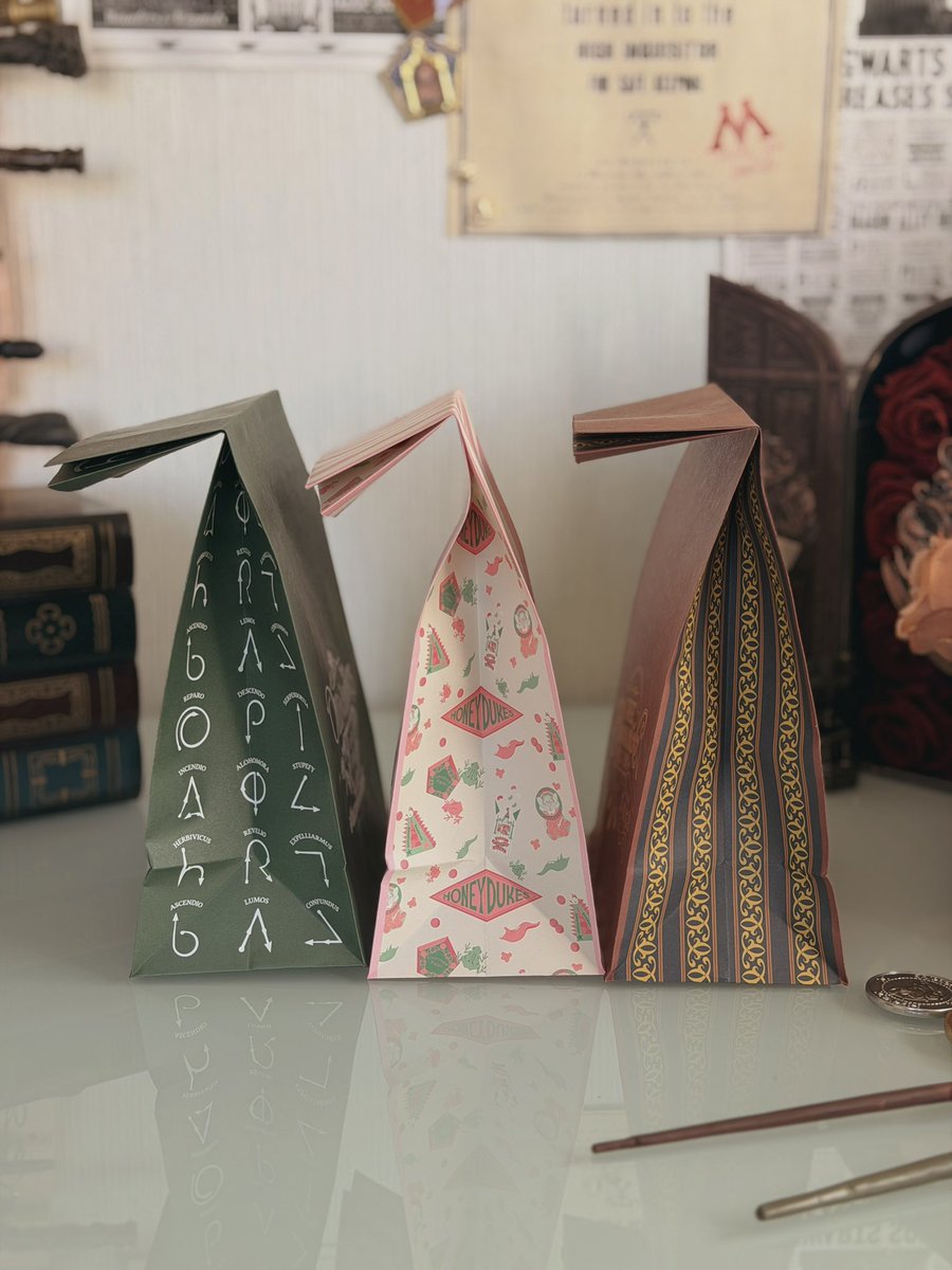 ハリポタ一番くじのショッピングバッグ、マチのデザインが可愛すぎて使えない