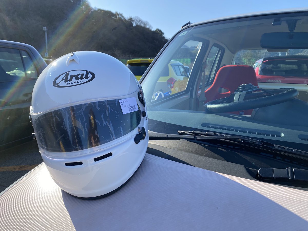 cha_n_yu's tweet photo. 走り始め2026！
新品の高級ヘルメットをオロしていくぅ〜⛑️
#幸田サーキット https://t.co/4N8Za3Uceo