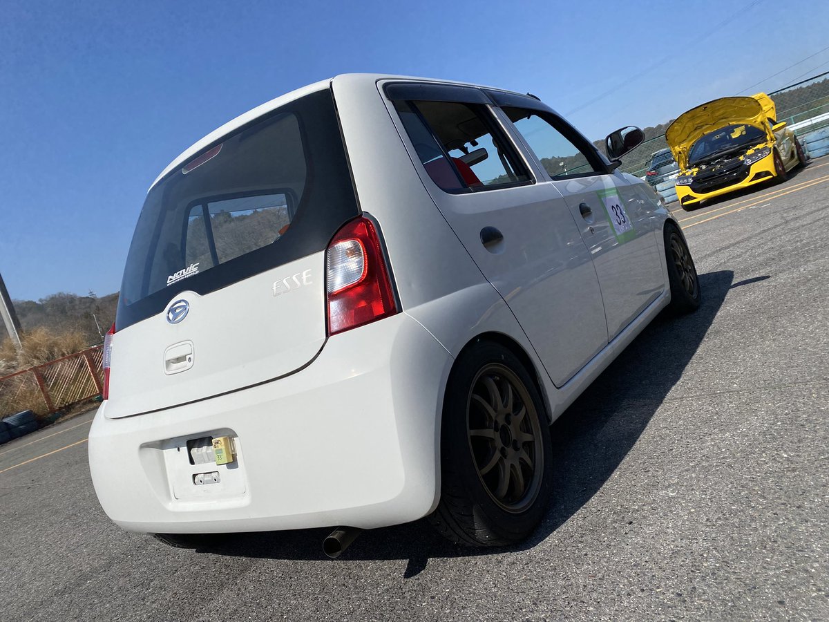 cha_n_yu's tweet photo. 走り始め2026！
新品の高級ヘルメットをオロしていくぅ〜⛑️
#幸田サーキット https://t.co/4N8Za3Uceo