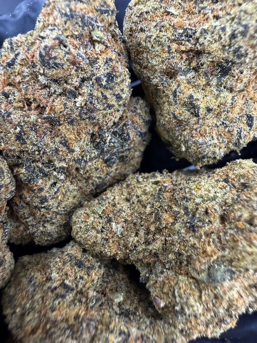 TopBuz89217's tweet photo. Black Cherry Soda 🍒🥤  
Indica60% Sativa40%

THC ≈ 25%
Flavors : 🍒 Sweet Cherry · 🍓 Berry · 🍬 Candy Fizz · 🌿 Herbal · ✨ Bright

Contact Line➡️  https://t.co/GkwiDZrYNS

#กัญชา #weed #กัญชากรุงเ��พ #OG #สายเขียว #cannabis #กัญชาส่งGrab https://t.co/agulwbi2re
