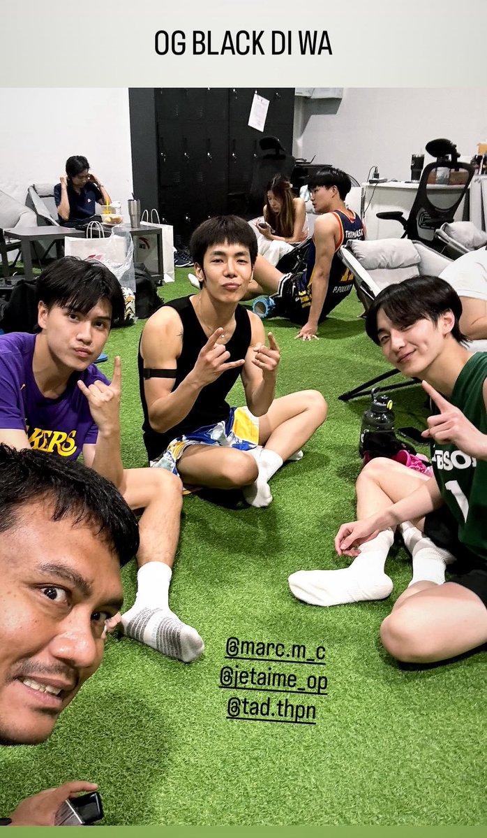 IGs : greang_u ( update )

Team black di kub 🖤

#ATLAS_TH #TadATLAS  #ATLASth 
#TadThapana <a href="/TadThapana/">Tad Thapana</a>