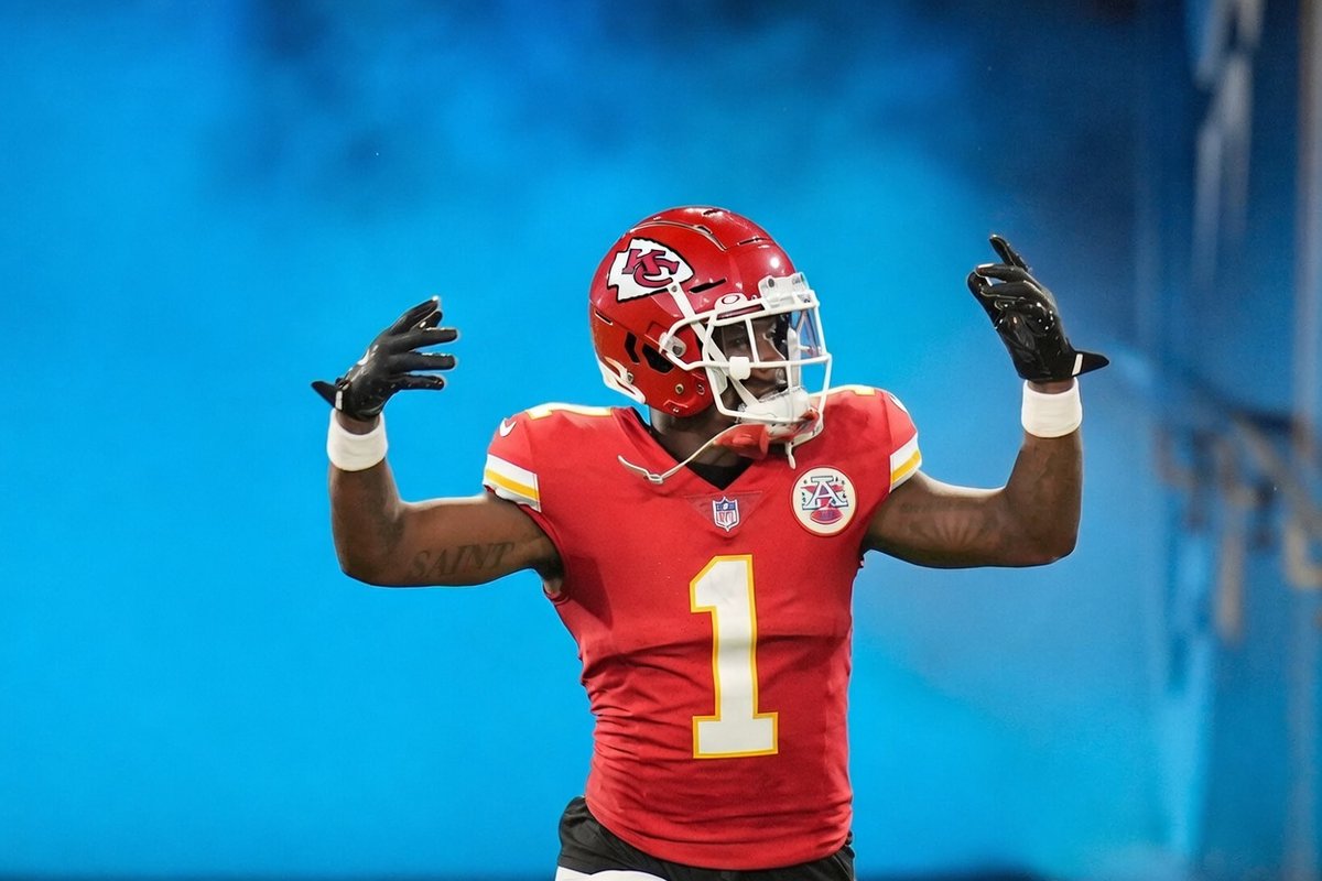 Chief Concerns tweet media