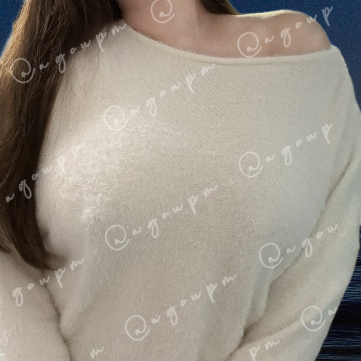 年假倒數✨還是來拜個晚年
祝大家新的一年一切都順利！

今年走一個舒服穿路線
昨天才發現原來這種材質的衣服
中空那麼不明顯(還是我誤會了？🤣