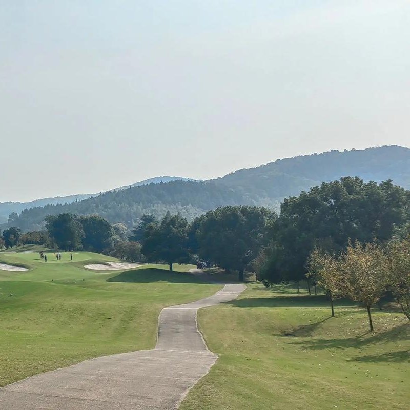 Cyfmlab's tweet image. 18ホールが終わっても、私の人生はまだティーオフしたばかり