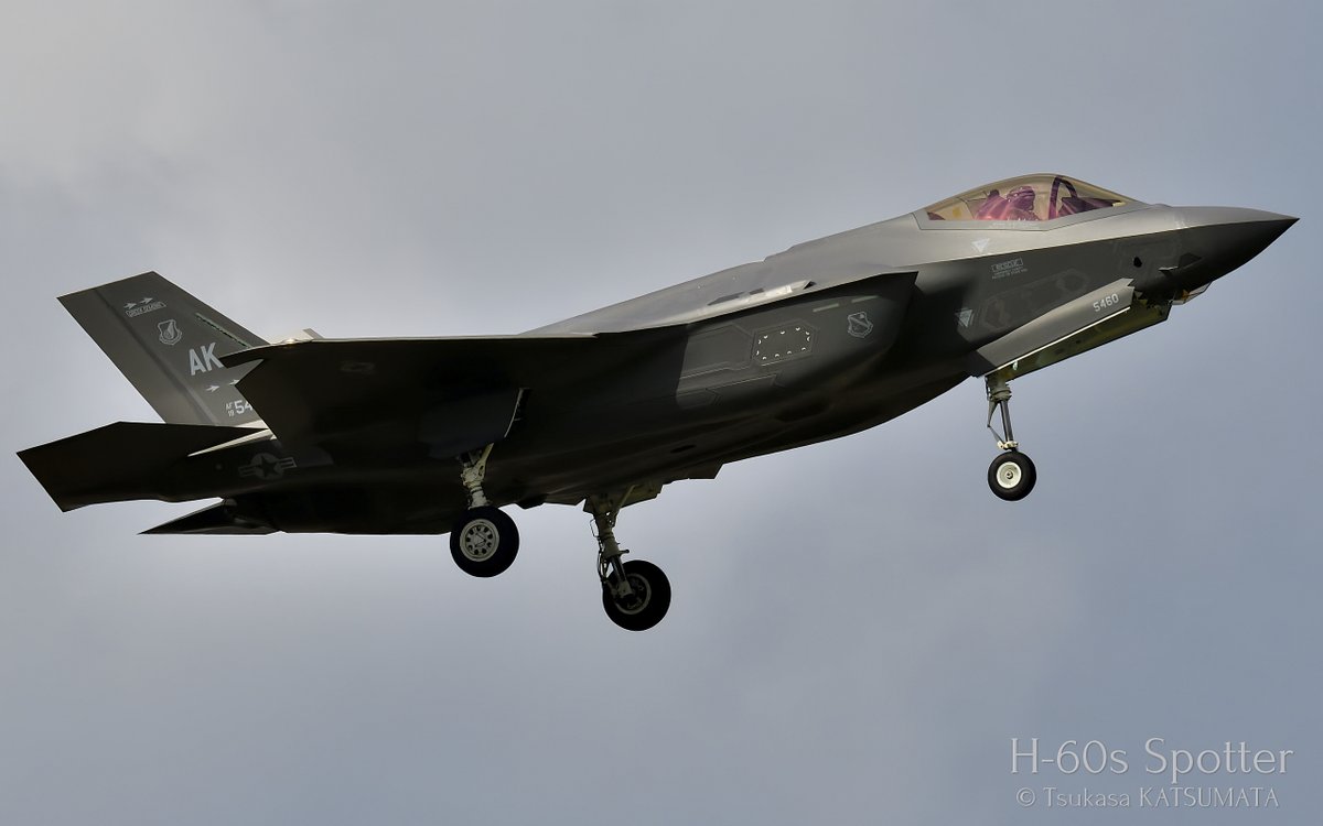PHG_artworks's tweet photo. F-35A, USAF, 356th FS, "Green Demons"
Kadena AB, Japan, 15/Dec/2025
#f35 #f35a #usaf #lightning2 #356fs #greendemons #kadenaab #aircraftspotter #avgeek #aviationphotography https://t.co/n3Aud6ETIa