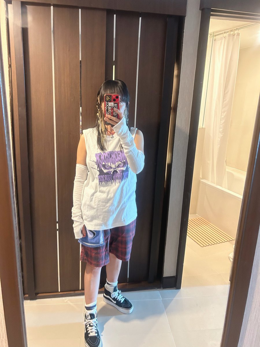 だー 5/6ビバラロック5/20Nikoん5/29HardcoreSurvivor窓枠 tweet media