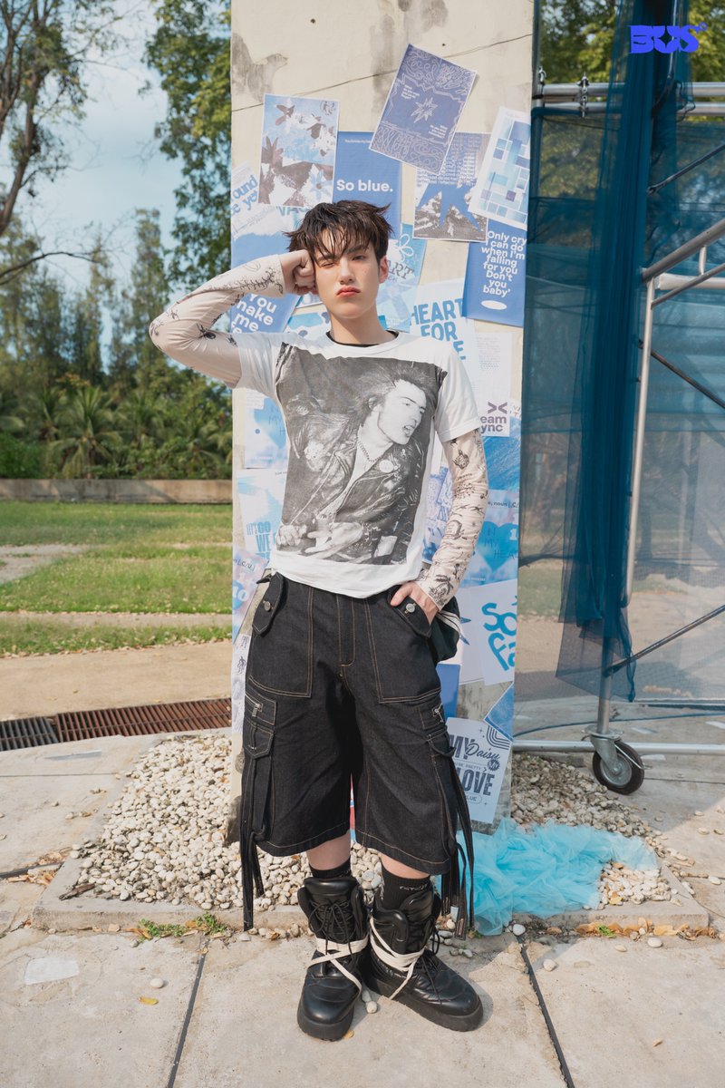 📸 BEHIND THE SCENES - 'So Blue' 💙

MEMBERS STORY #PHUTATCHAI 〰

BUS - So Blue
OFFICIAL MUSIC VIDEO OUT NOW!
🔗: youtu.be/KLuCFhq3vNM

MUSIC ON ALL STREAMING
🔗: becauseofyouishine.lnk.to/SoBlue

#BUS_SoBlue_MV
#BUS_SoBlue
#BUSbecauseofyouishine
#SONRAYMUSIC