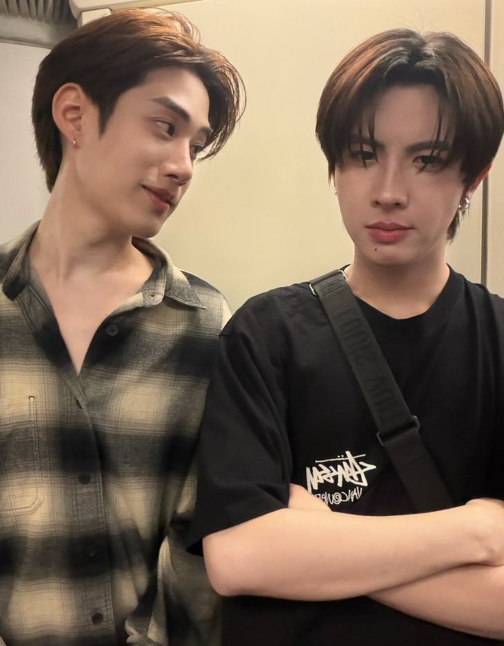 เลยหรอเฮียยยยยย ลูกพี่ผมไม่เอาไรแล้ว 😭