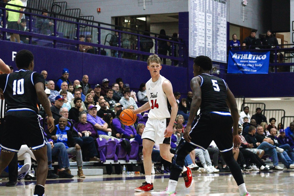 TriadBoysBasketball tweet media