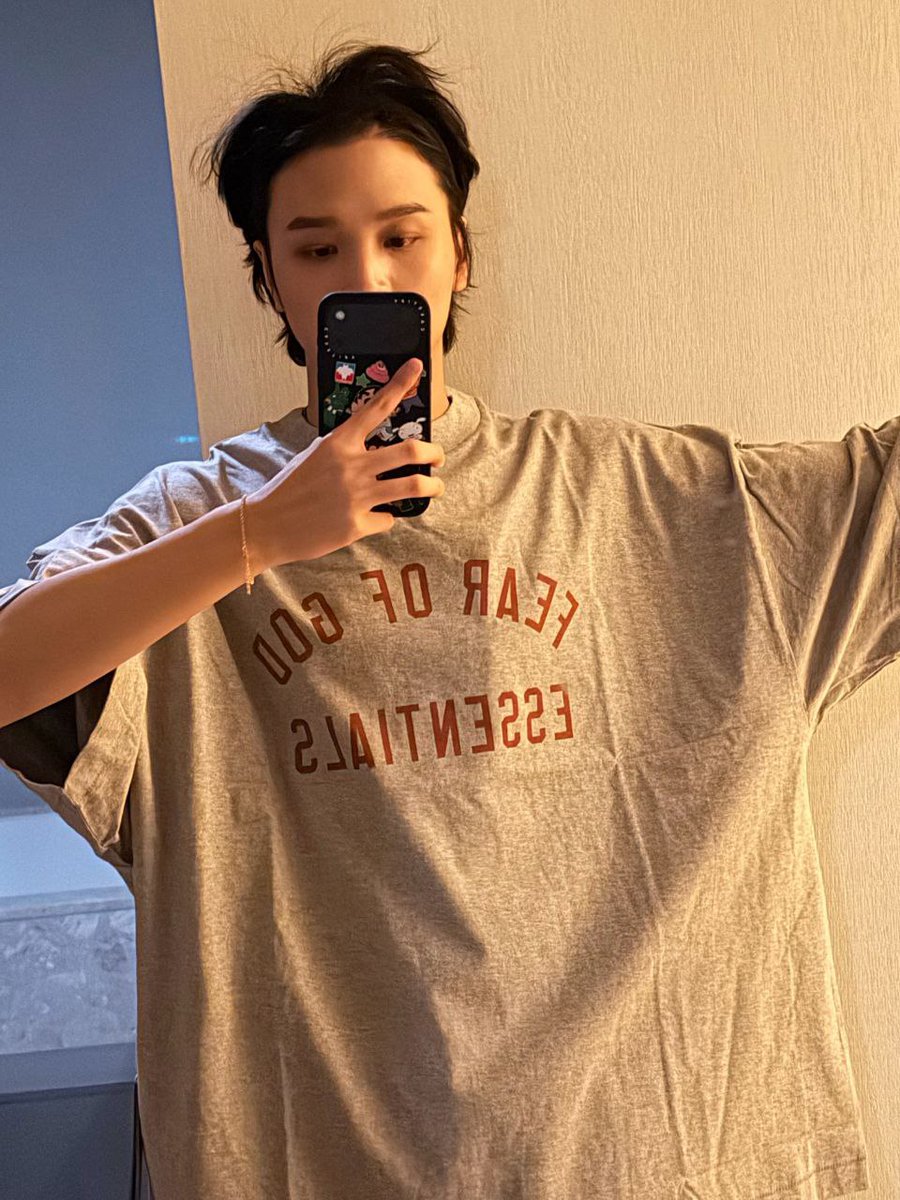 blue_raein's tweet photo. Haechan Mirror selfie in 2026 📸
@NCTsmtown
@NCTsmtown_DREAM
@NCTsmtown_127
@NCT_OFFICIAL_JP
#HAECHAN #Taste #crzy #NCT #NCTDREAM #nct127 #WayV_Lab #NCTWISH #fypシ https://t.co/snqKWatQ42