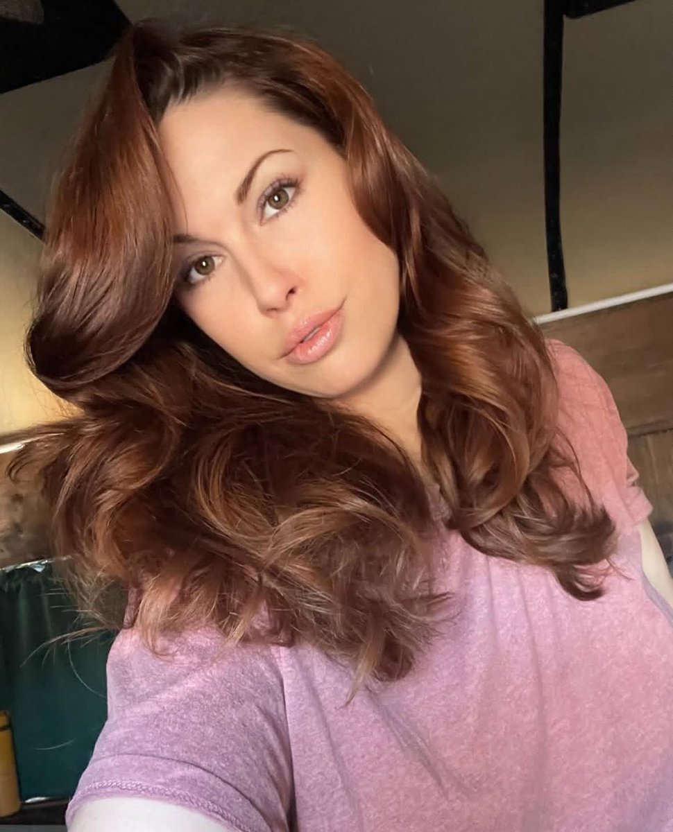 EdynBlair_'s tweet photo. Hair looking amazing today. Had to share https://t.co/DkiM2KUbre