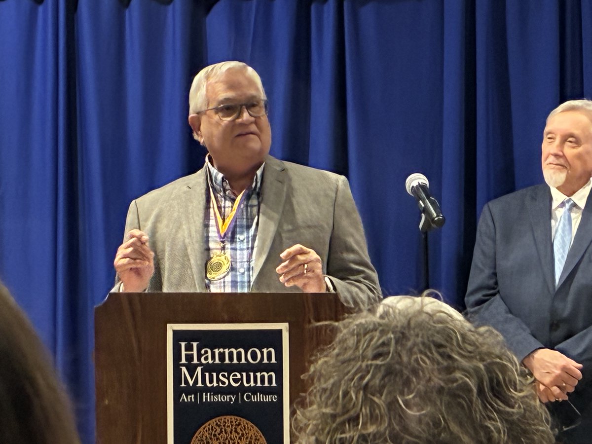 Randy Overbeck tweet media