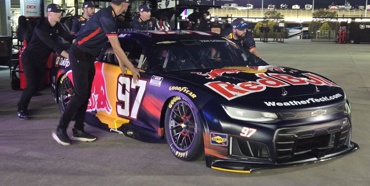 First race of the year for Red Bull on Shane van Gisbergen's car