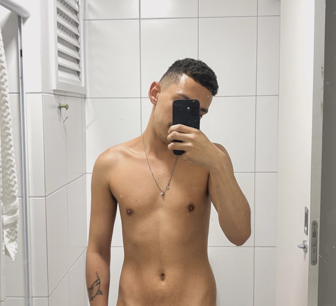 clayxm1's tweet photo. Essa rede existe ainda? https://t.co/KiLodeG5o1