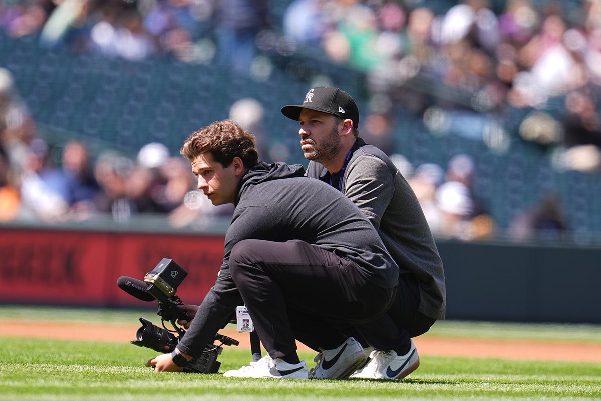 Ethan Miller tweet media