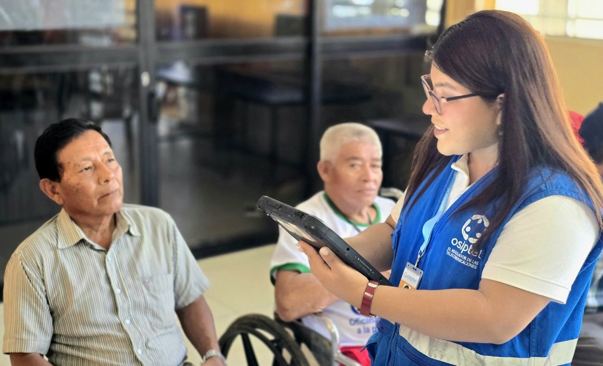 OSIPTEL's tweet photo. #Tumbes | El #Osiptel capacitó a miembros de la #OMAPED en el uso de #ChecaTusLineas. Asimismo, se atendieron consultas de los usuarios, además de ayudar a gestionar sus casos.
✅ Checa tus líneas aquí 👉 https://t.co/dVNBRhpXb1 https://t.co/6vsiq0nfYp