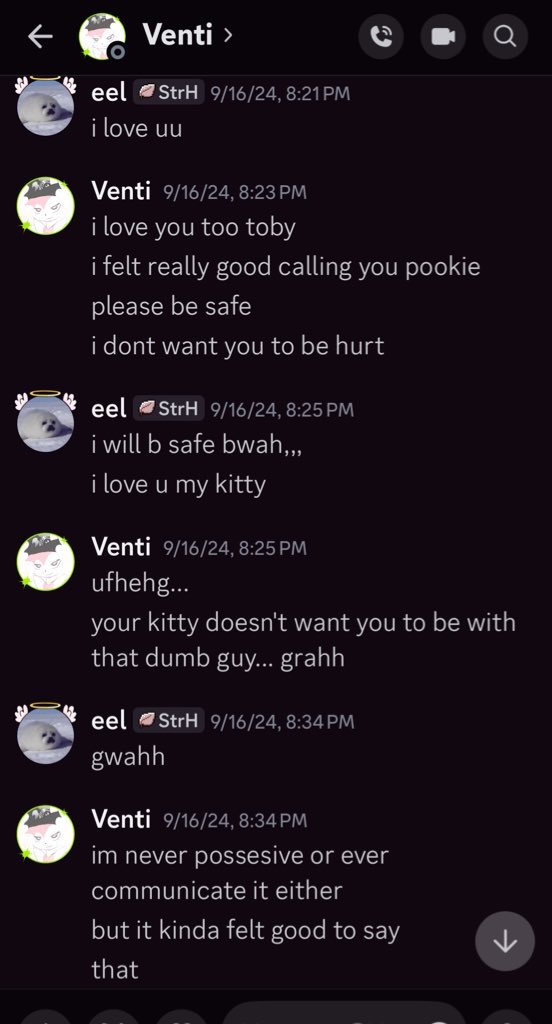 CHUDFURSONA's tweet photo. unrelated to the tweet here are some unreleased messages of pixie grooming me when my relationship was in shambles. i was still a minor at this time. https://t.co/84JGMQOin4