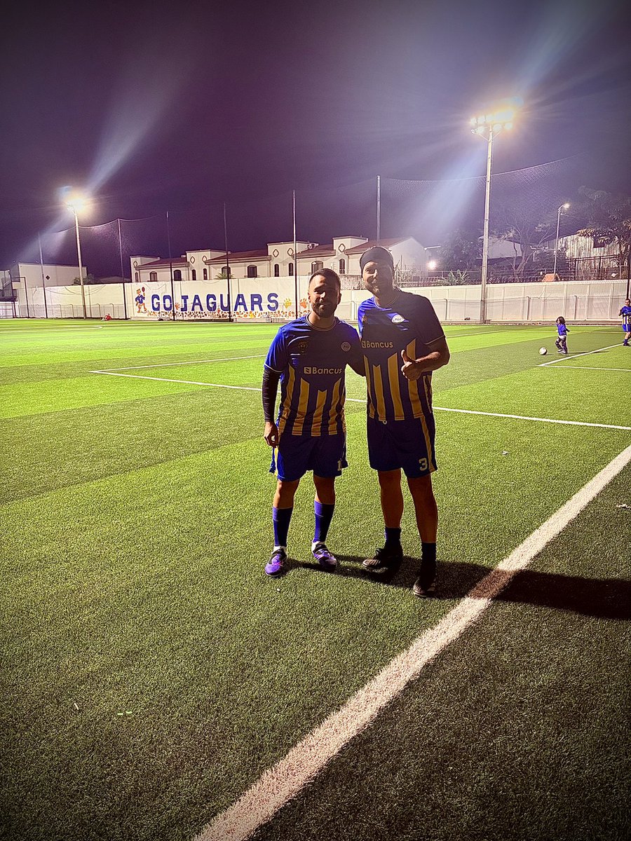 Ayer jugamos con el Capi #3 🟣⚪️