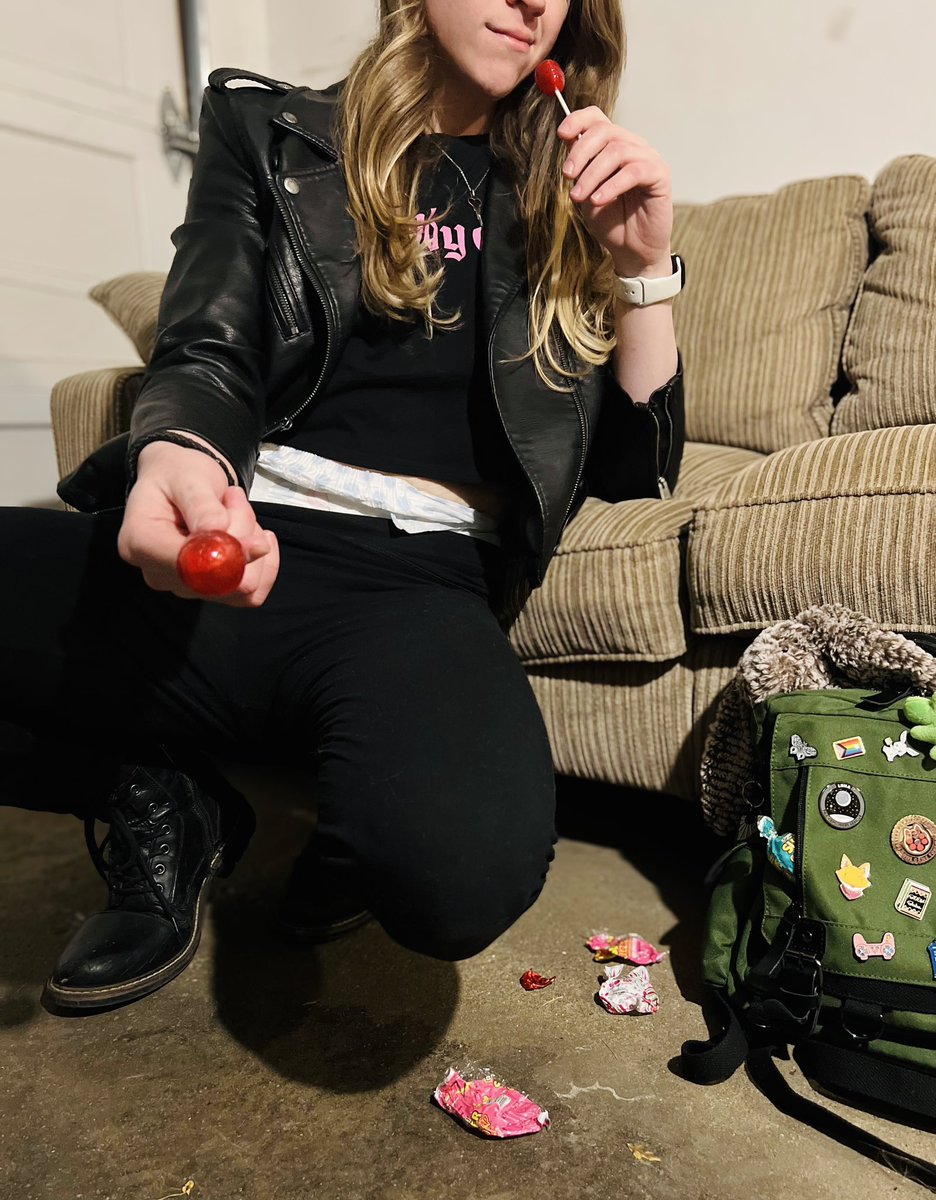 Quinn 🖤 tweet media