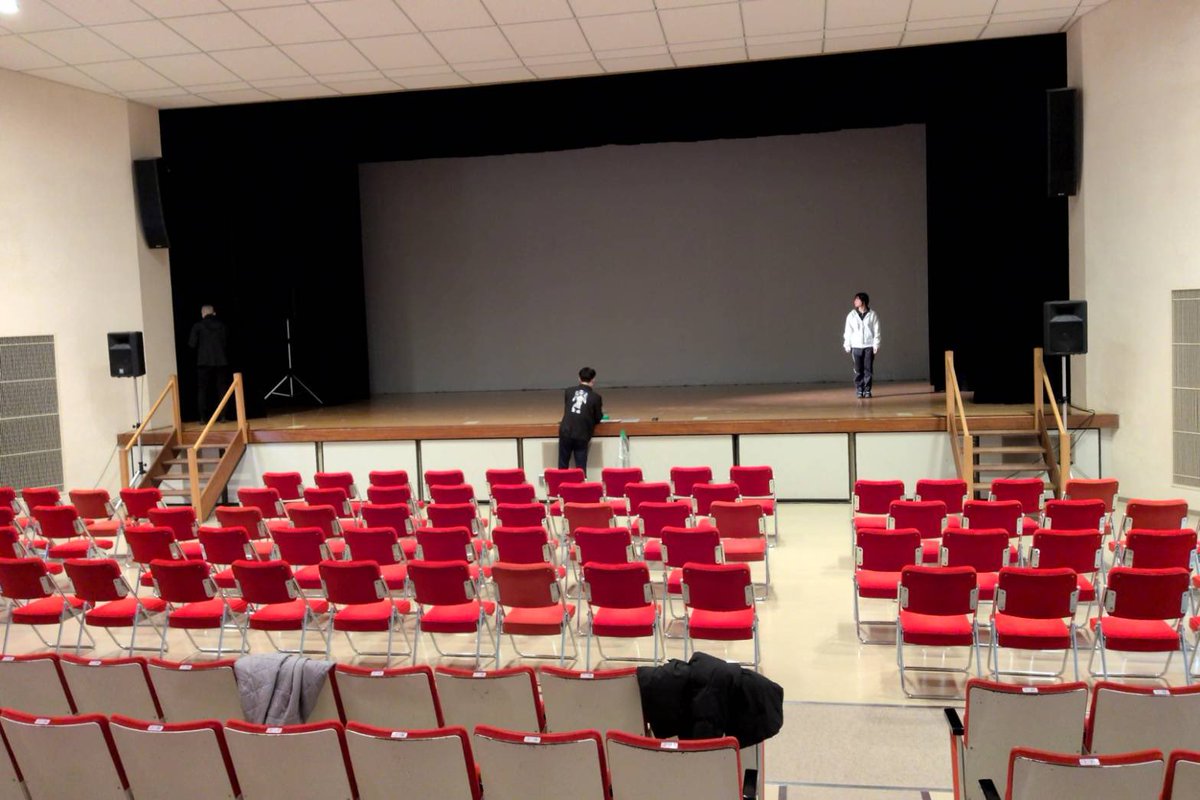 kaenkyo07's tweet photo. 【5WORKs】

本日14:00開演です。
朝一からの打ち合わせを終え、準備、リハ、進行中です！

当日券ございます。

会場でお待ちしております！ https://t.co/rnujHhqLOl