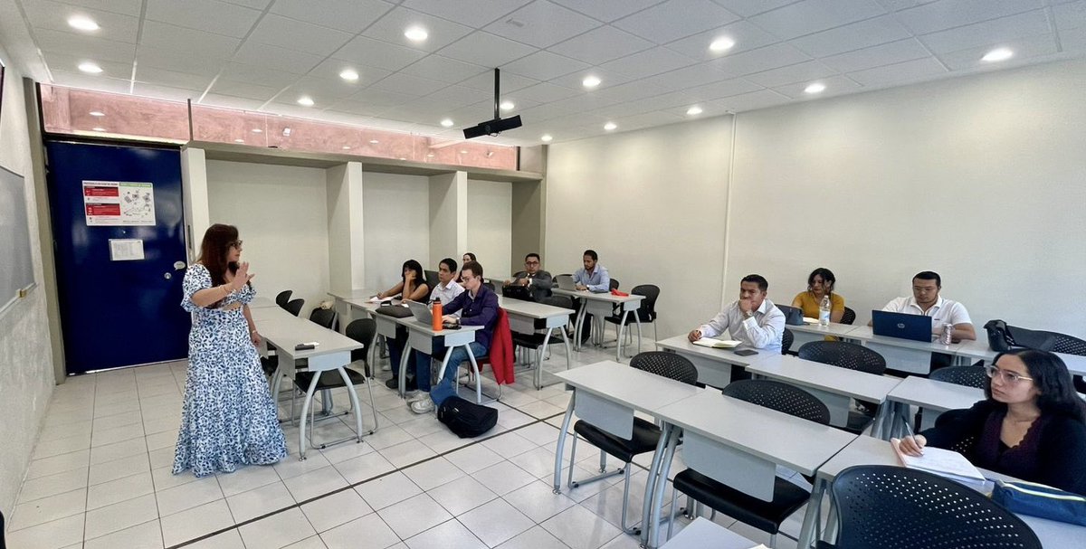 Eva Barrientos tweet media