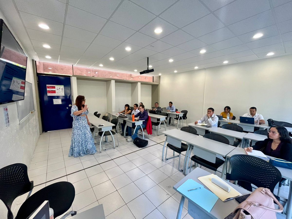 Eva Barrientos tweet media