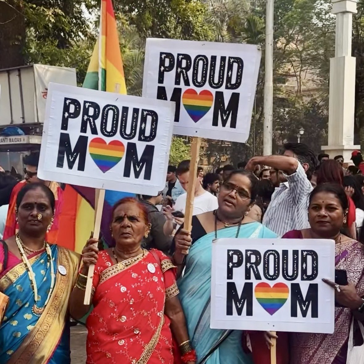 YesWeExistIndia's tweet photo. Happy Pride, Mumbai ✊🏽🌈✨ https://t.co/V52cHZfgkB