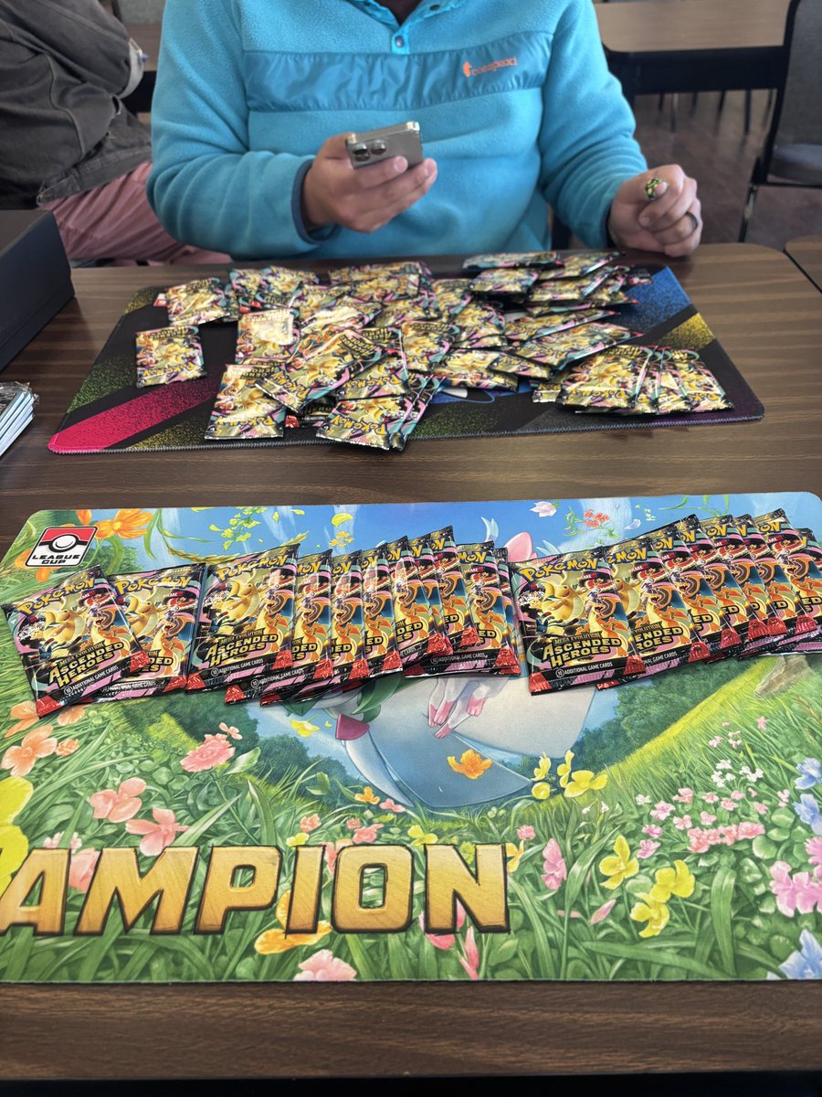 REFINE | 𝒅𝒂𝒏𝒊 𝜗𝜚˚⋆ tweet media