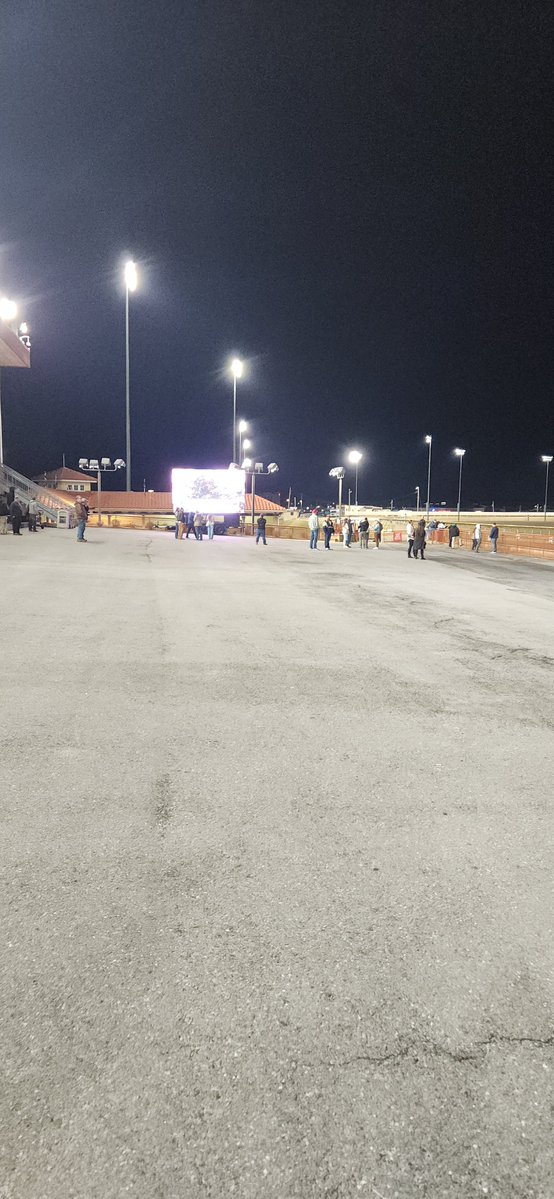 Not as busy as Southwell today. Charles Town needs a superstar it seems.