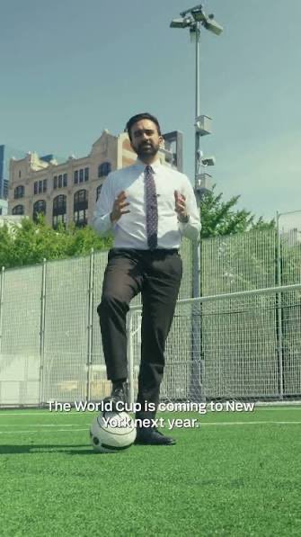 DanBloomSports's tweet photo. 0 chance the footy mayor @NYCMayor misses this sitter. I bet his team spins up an NYC fan fest. https://t.co/TxU0TwQ0lk