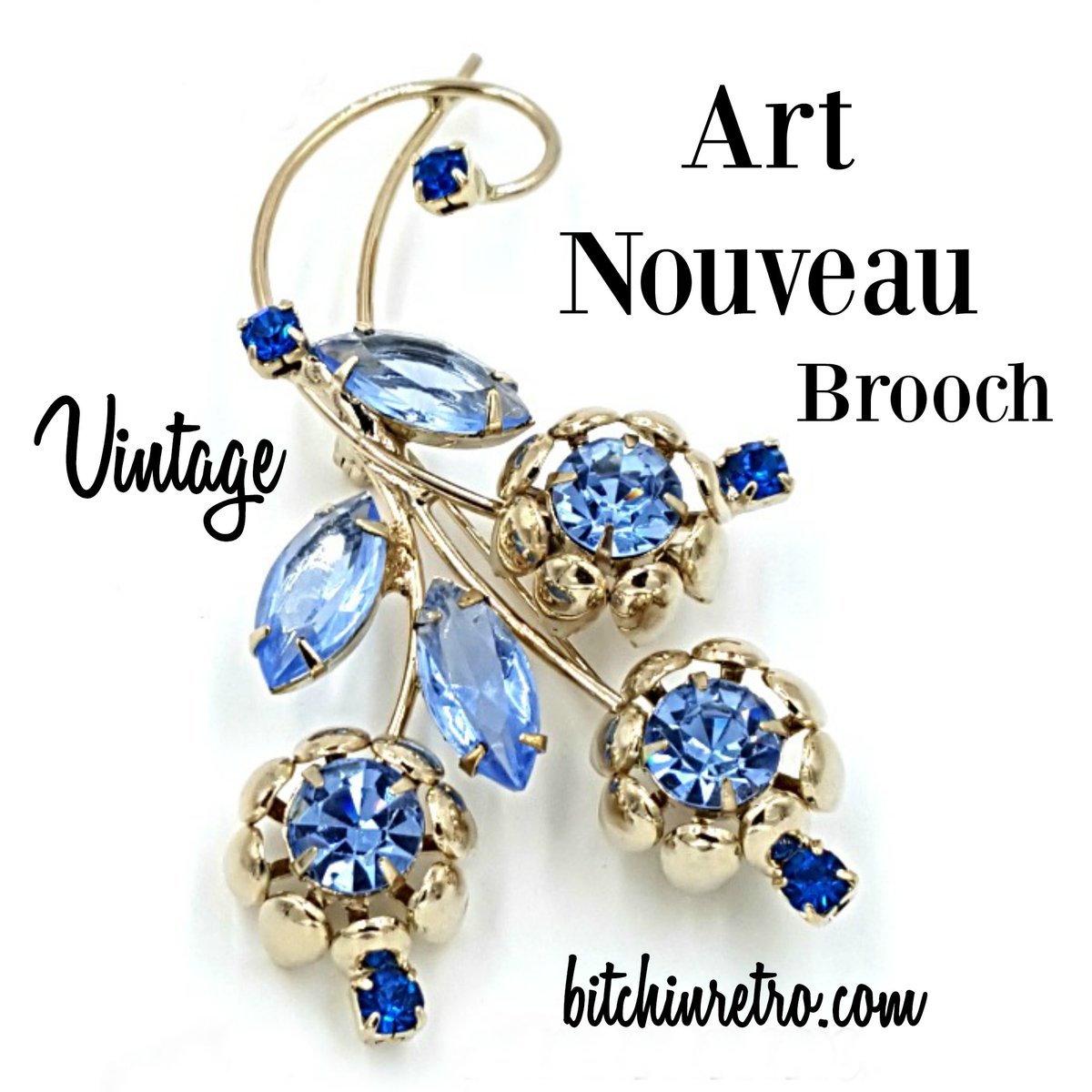 RetroCEO's tweet image. This #brooch beauty screams 1940's #vintage. Sparkly rhinestones, prong set &amp;amp; in great shape. It reminds us of a #treble #clef...perfect #gift for a #music teacher. Can't you just picture this on the lapel of your Grandma's #Easter dress?

#vintagestyle

bitchinretro.com/products/vinta…