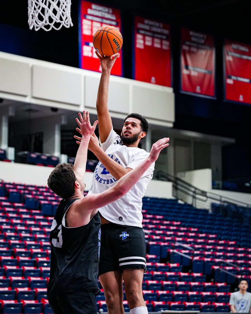Indiana State Basketball tweet media