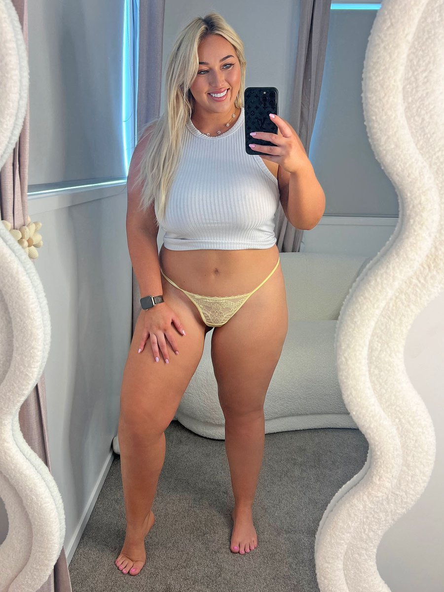 Nora Davis tweet media