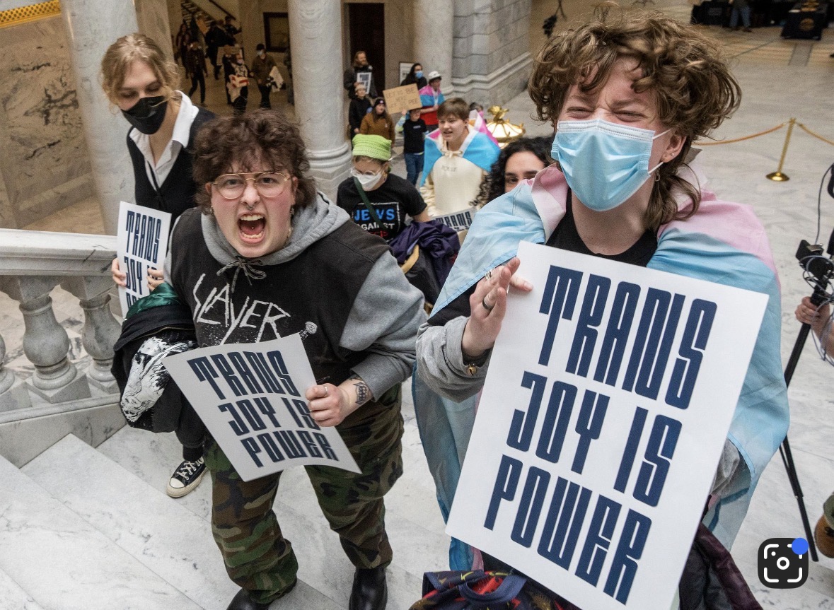 rileybeesley's tweet image. Tired from people pretending trans exist.