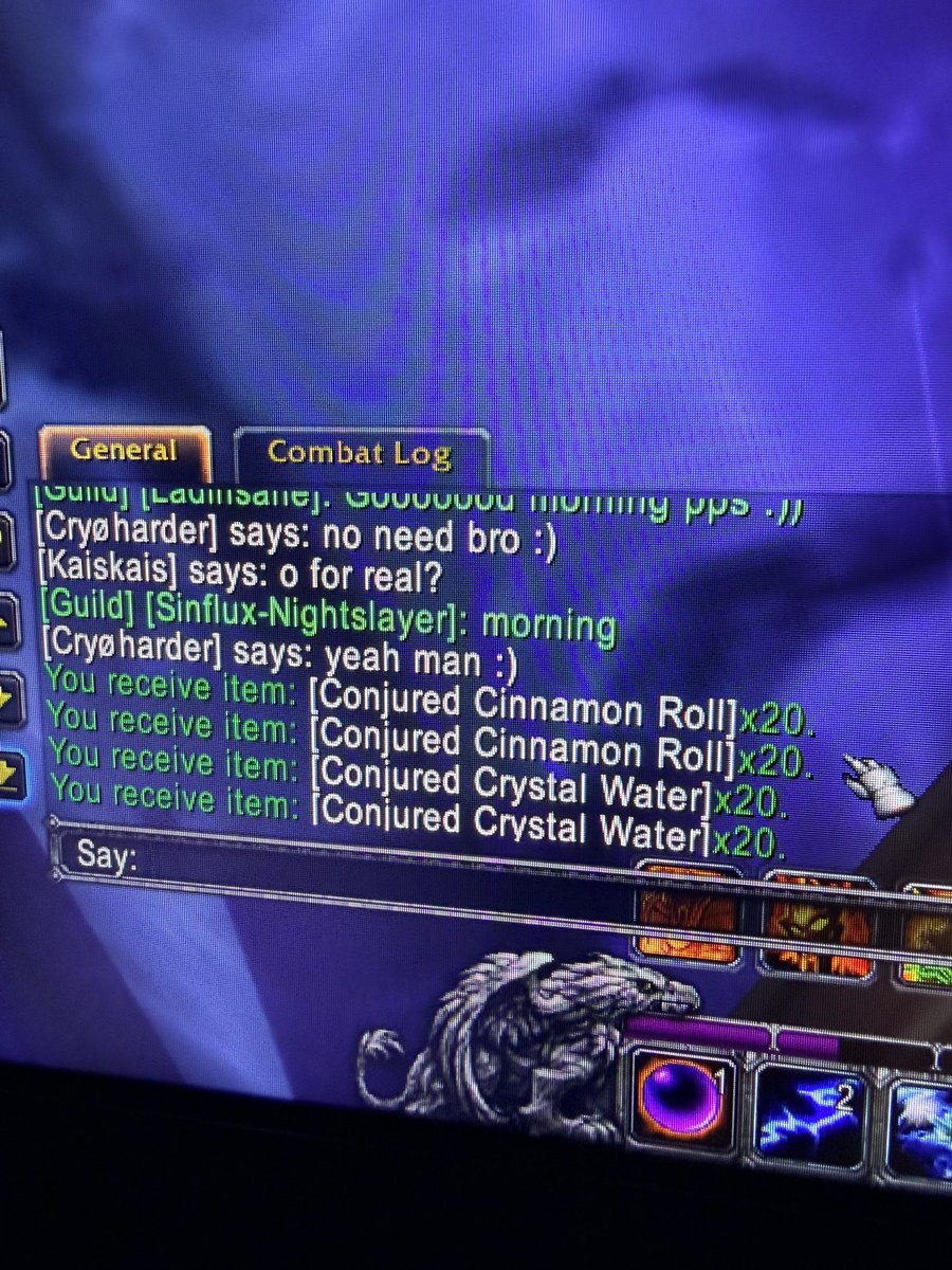 had my first wholesome world of warcraft experience with a random

[they offered me a bunch of cinnamon rolls and wouldn’t take my money 🥺]