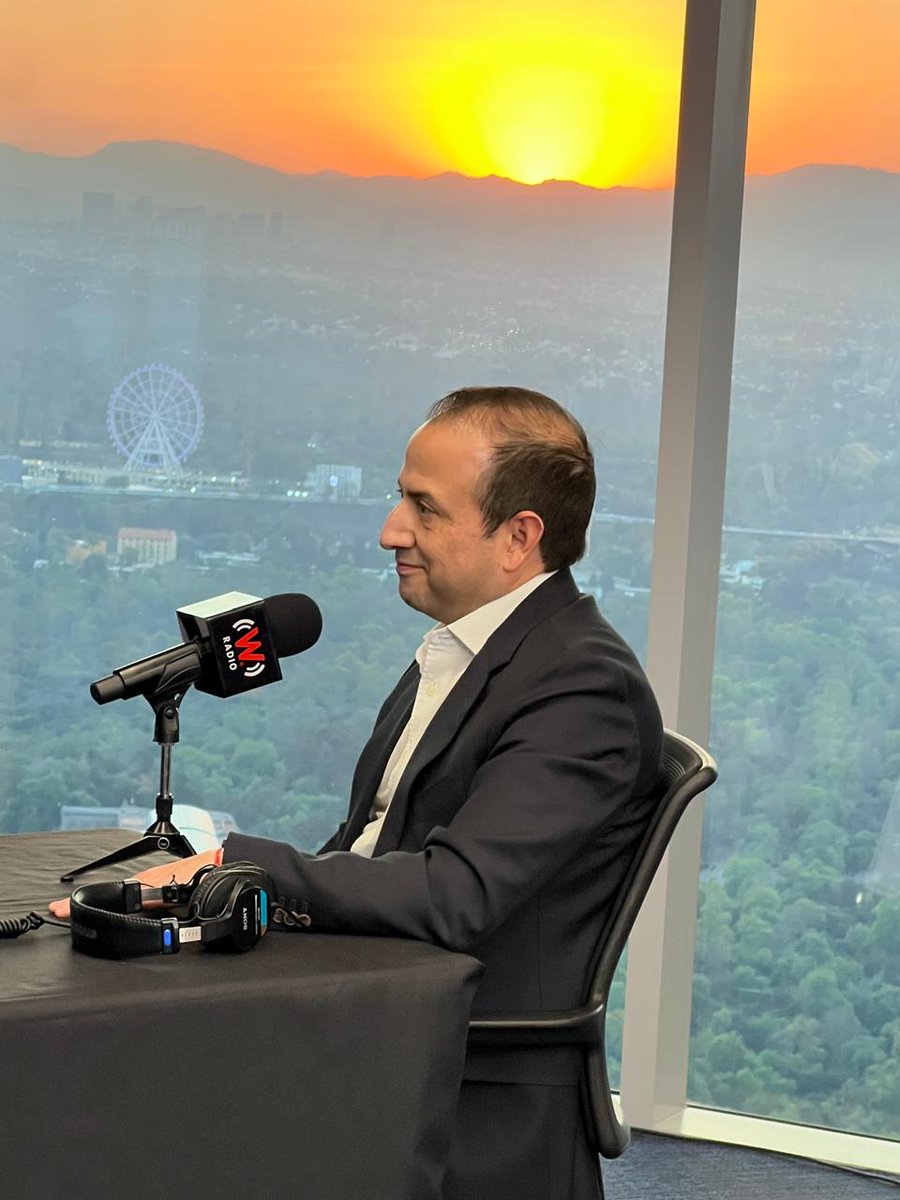 WRADIOMexico's tweet image. #AlAire | Daniel Ordaz,  dir. Gral. de Data y Experiencia Única de @BBVA_Mex en @asilascosasWPM con @EnriqueEnVivo 

#TransmisiónEspecialW desde la #TorreBBVA

🎧 wradio.com.mx