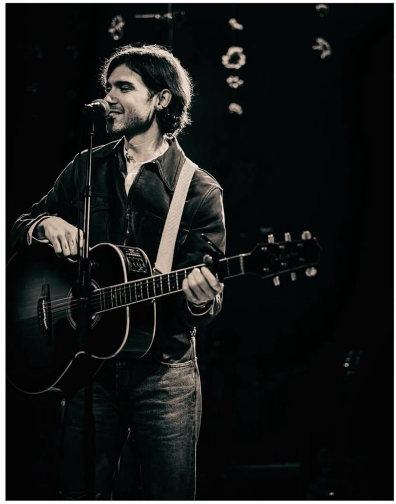 Has Ryan Ross shown signs of being alive today? tweet media