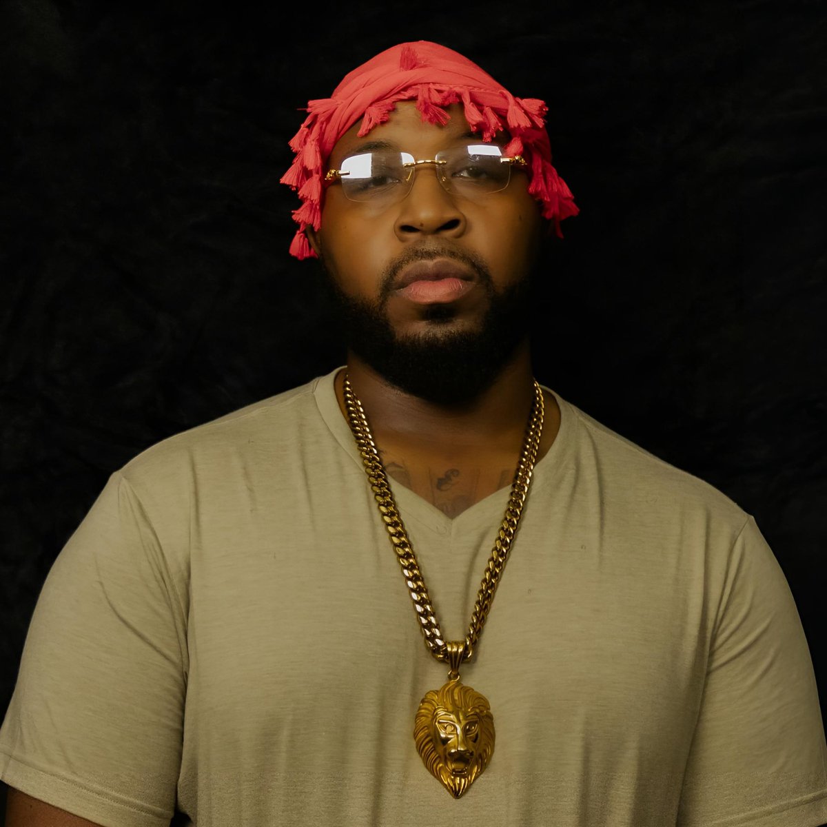 TRACKSTARZ's tweet photo. @BornAgainKingKD’s bio: https://t.co/CKDK4LBipm