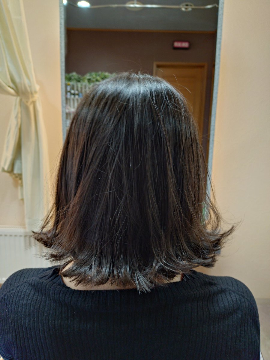 おはようございます❗
本日も飛び飛び予約ですが是非お問い合わせくださいませ🌝✨
ヘアドネーションもご好評頂いております😊
lit.link/organicsalonbfw

#白石 #厚別 #清田 #豊平 #南郷 #美容室 #猫 #ヘッドスパ #オーガニック #予防 #美容 #若返り