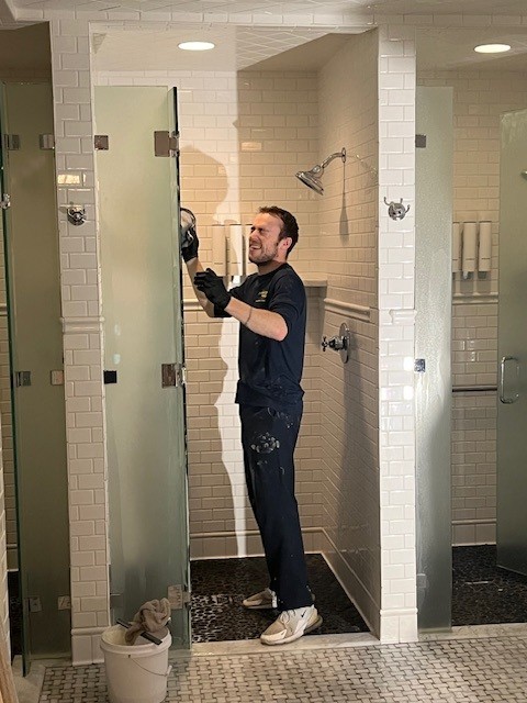 SMWesterly's tweet image. We specialize in making your tile &amp;amp; grout look like new! Our professional deep-cleaning and sanitizing removes tough dirt and stains, eliminates mildew, and provides much needed TLC for the tile &amp;amp; grout in your business' kitchen, bathroom or floors.  #cleaningservice
