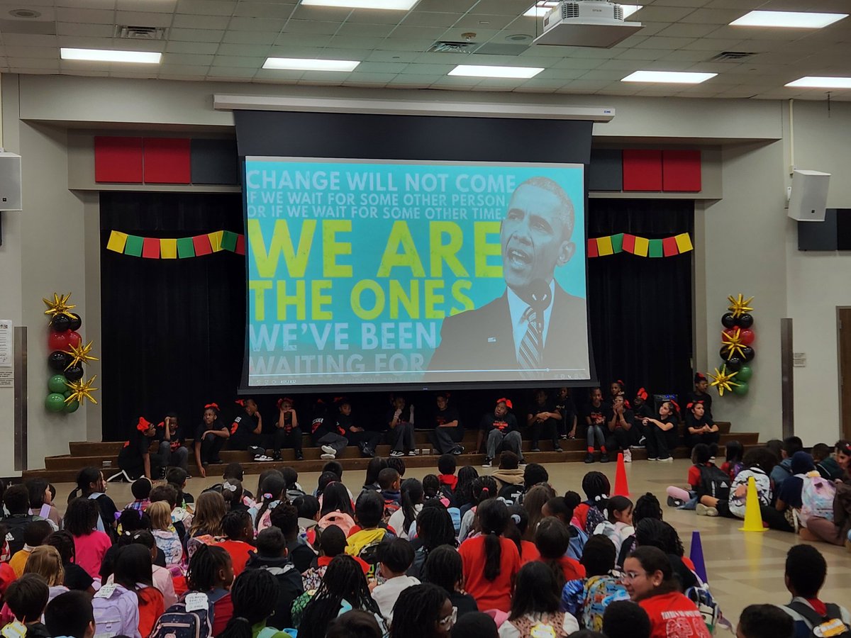 JSES_Stallions's tweet image. Happy #BlackHistoryMonth @JSES_Stallions!!! ❤️💛💚 Our Majestic Stallions #StepTeam did a wonderful job performing this afternoon and made us all #StallionProud! 🖤👏🏽🖤